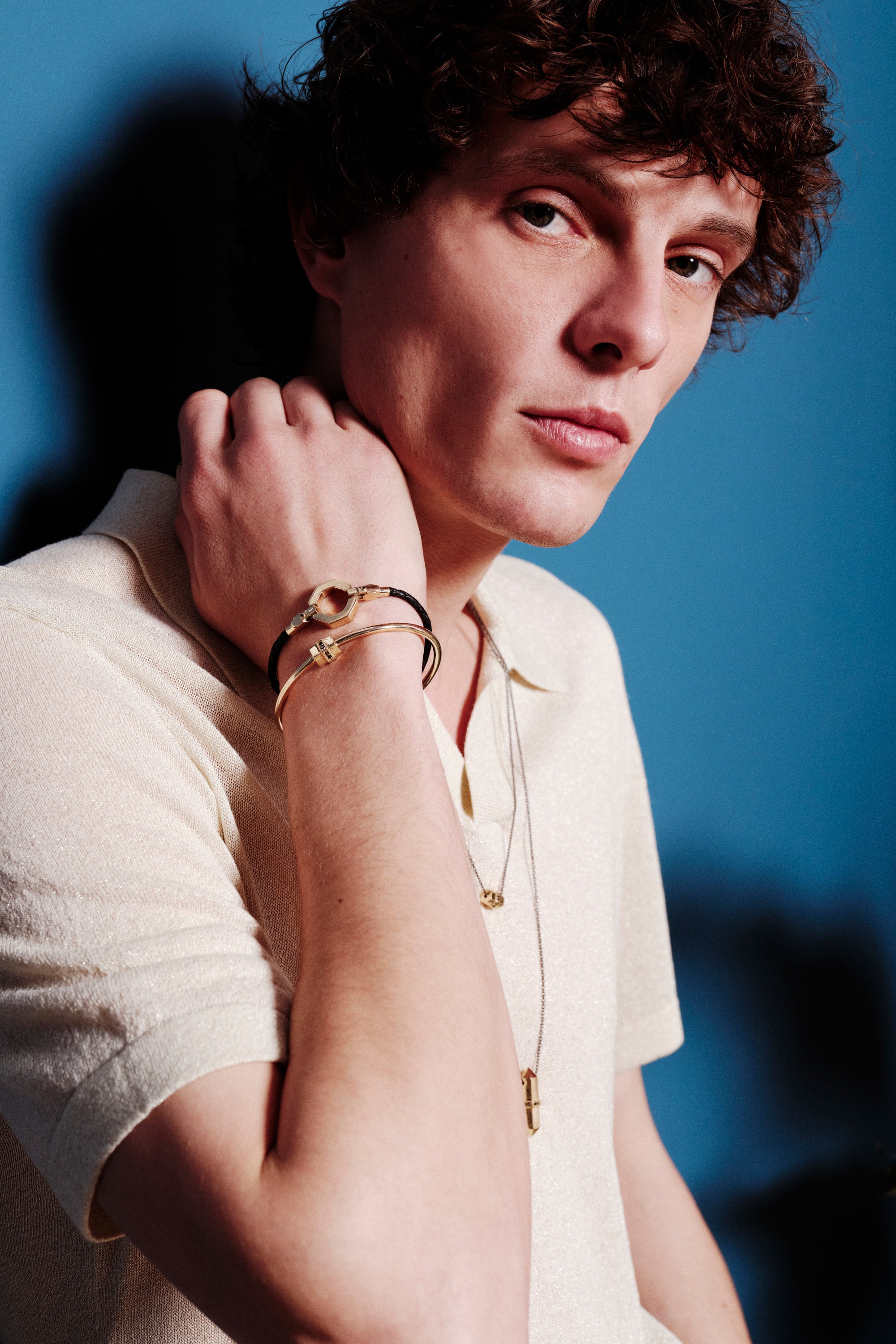 Pırlanta Detaylı Bullet Sarı Altın Kelepçe